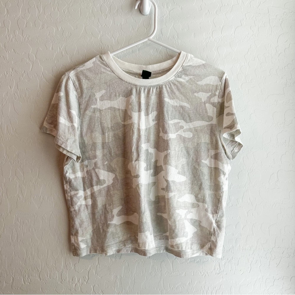 Camo tee